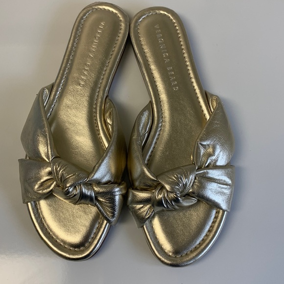 SALTON SLIDE SANDAL IN PLATINUM - Picture 1 of 4